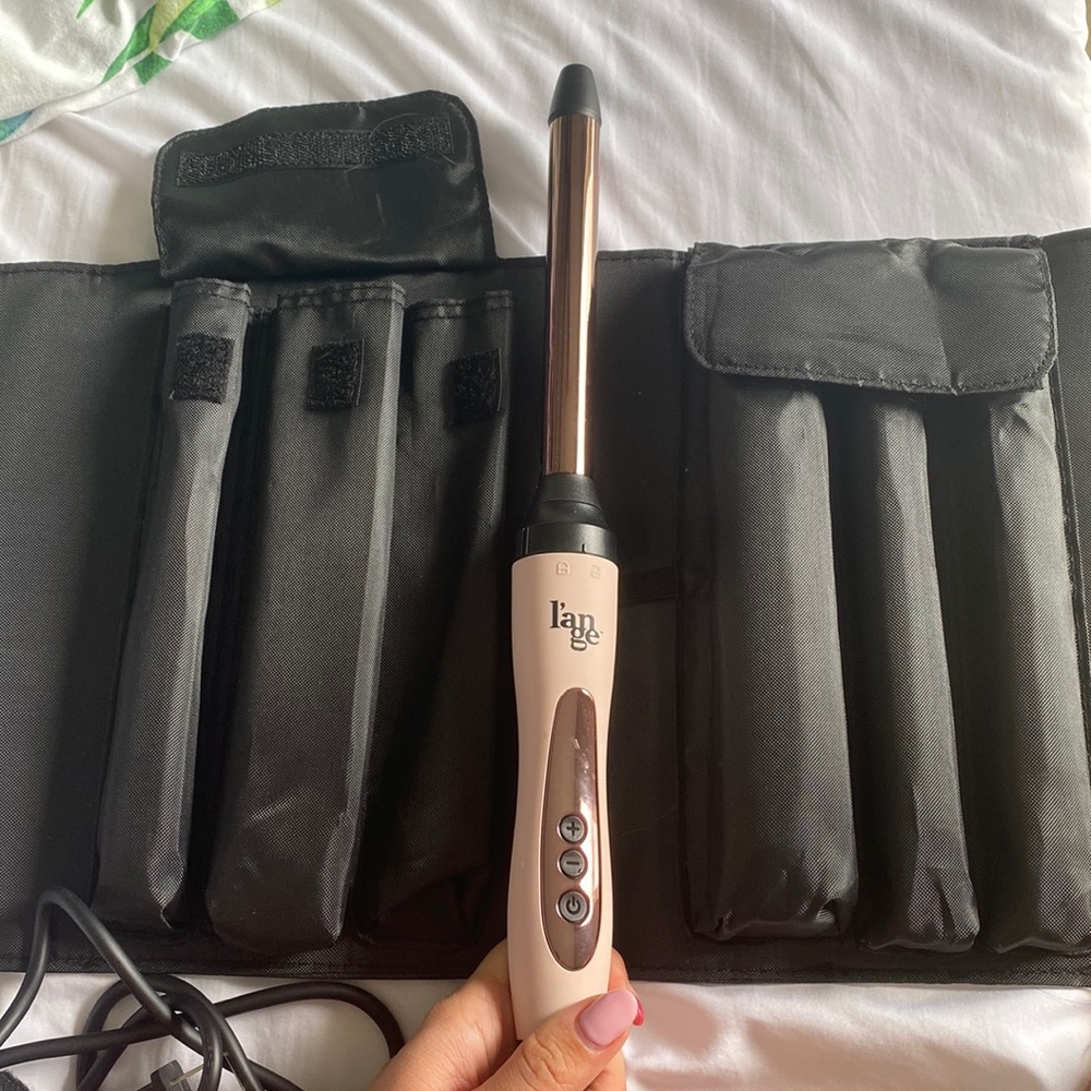 Le Cinq Blush curling wand with 5 different barrels. See details in photos